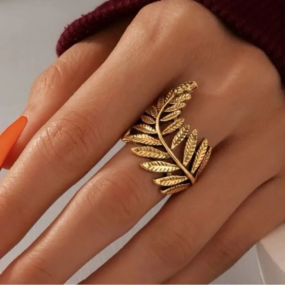 NEW Antique Gold Leaf Wraparound Ring